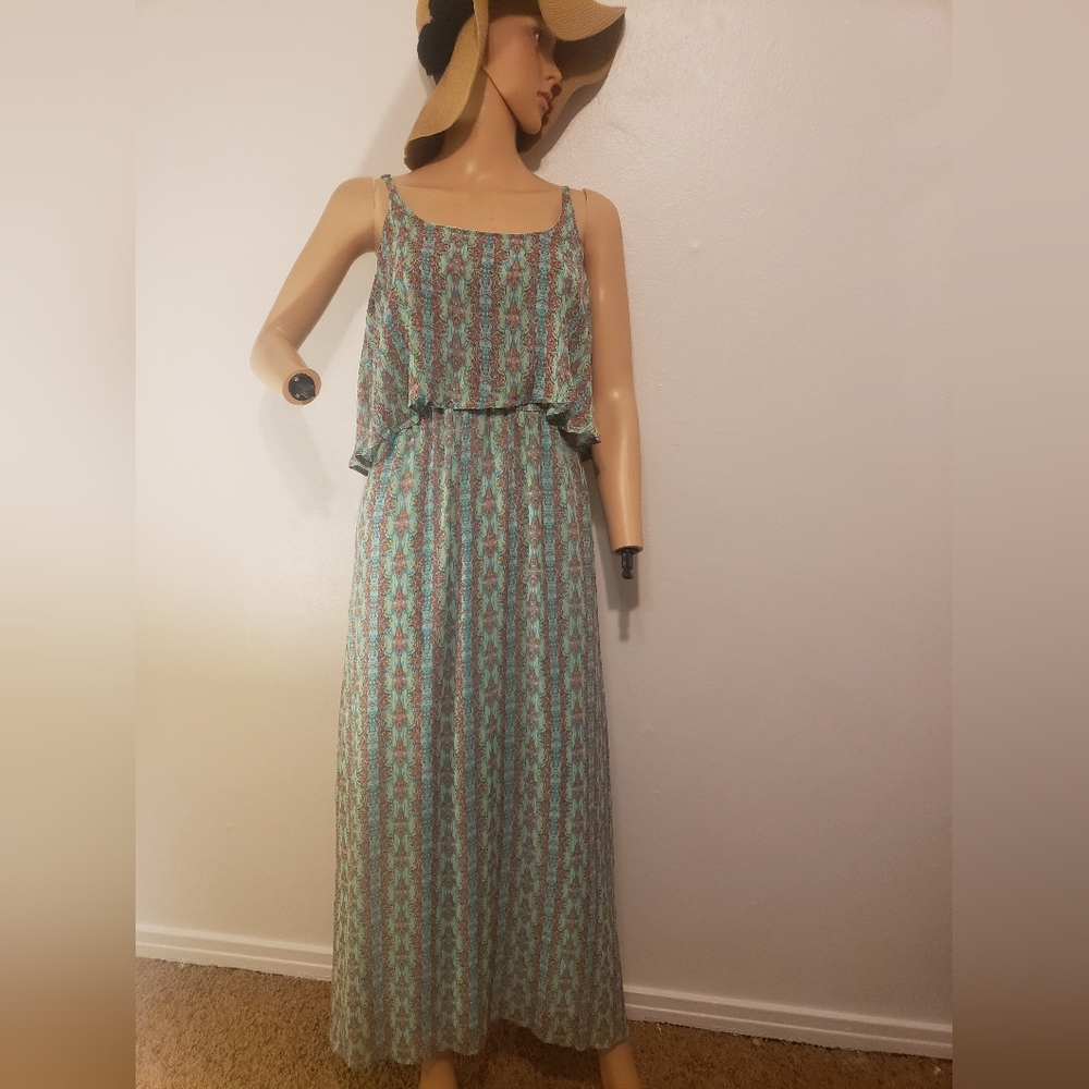 URBAN LOVE 💘 SUNDRESS Fade Glory size Med
